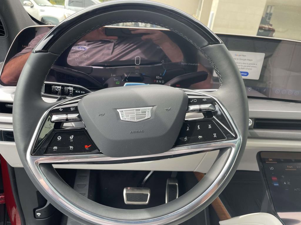 New 2026 Cadillac Vistiq Sport image 23