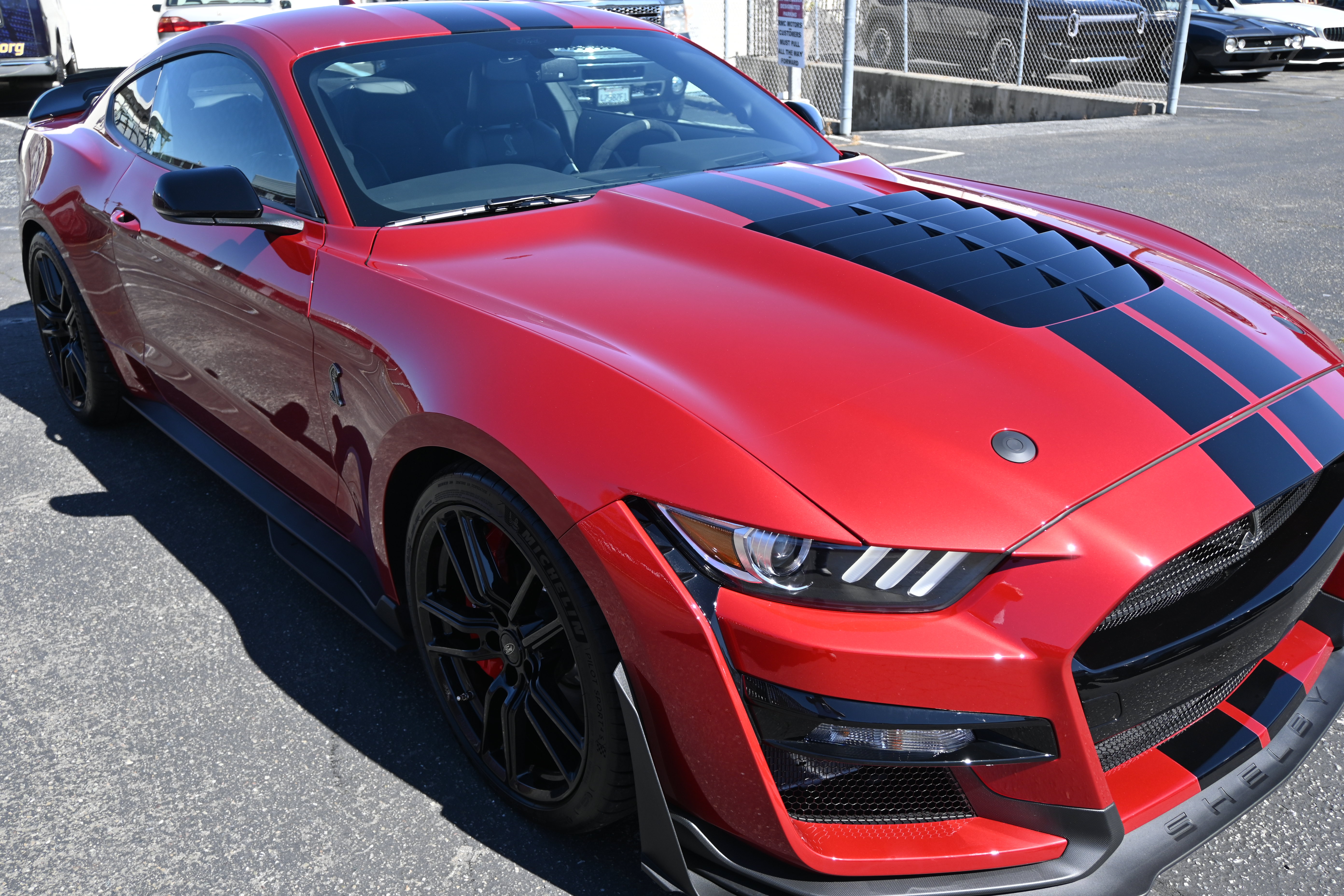 Used 2020 Ford Mustang Shelby GT500 w/ Technology Package RWD image 9