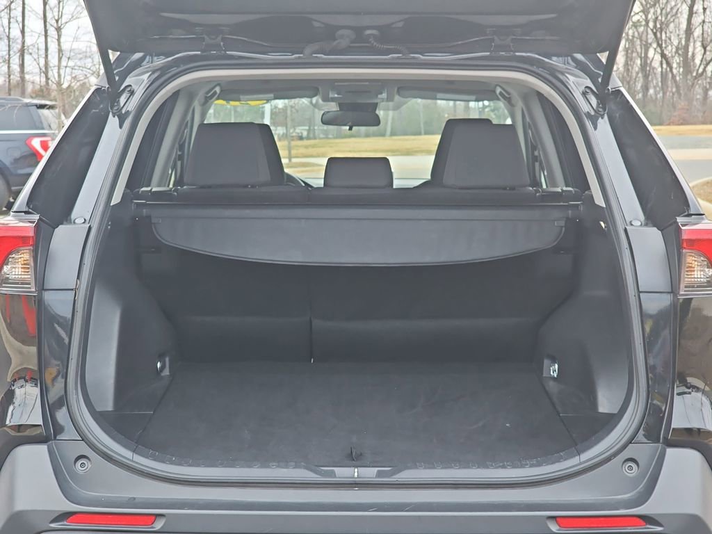 Used 2024 Toyota RAV4 LE image 14