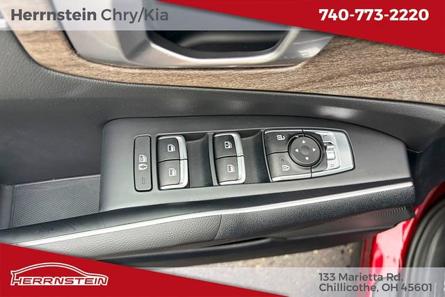 Used 2022 Kia Sorento S w/ Panoramic Sunroof Package AWD/4WD image 15