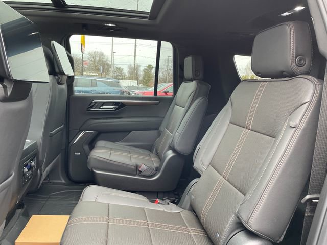 New 2026 Chevrolet Suburban High Country image 18