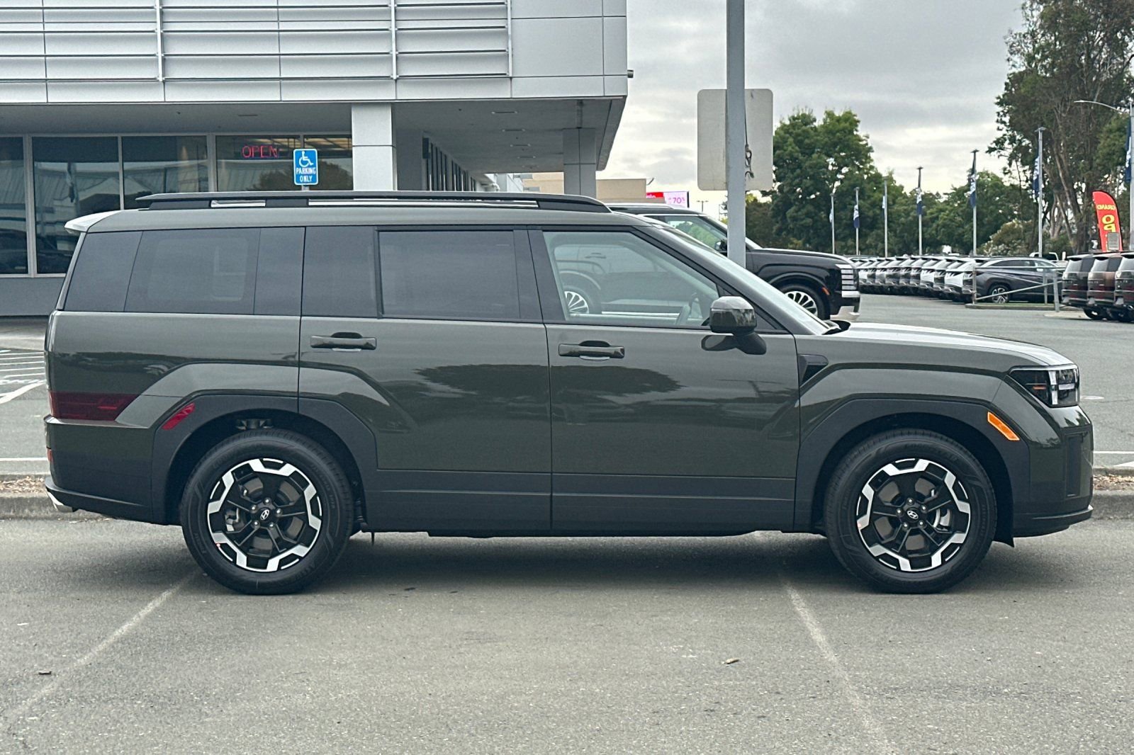 New 2026 Hyundai Santa Fe SEL image 3