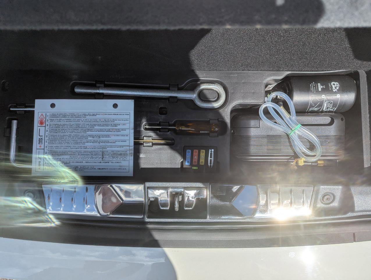 Used 2013 Ferrari California image 41