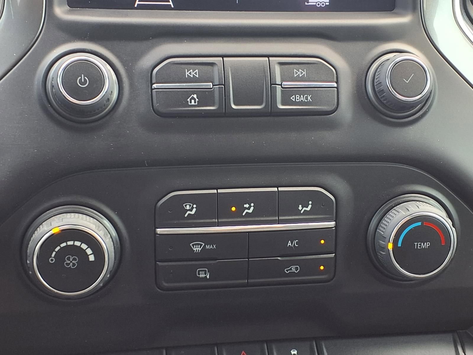 Used 2022 Chevrolet Silverado 2500 LT AWD/4WD image 9