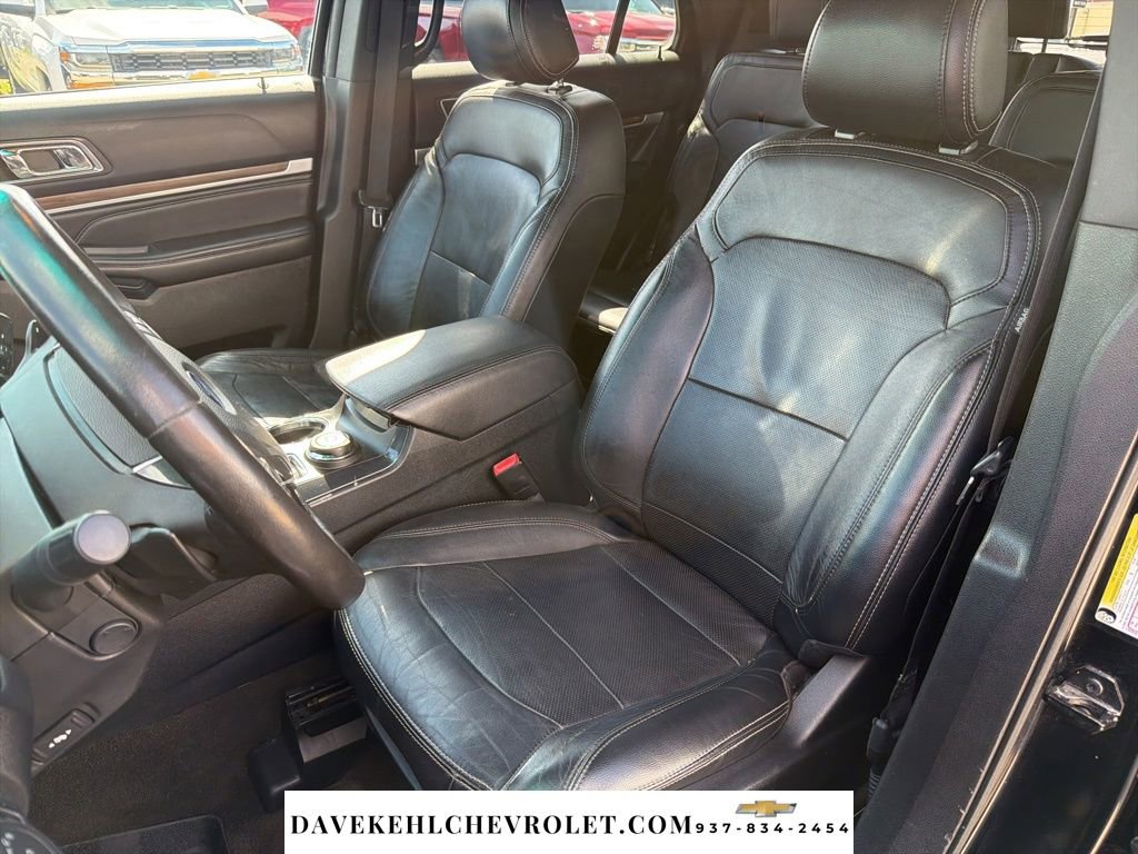 Used 2016 Ford Explorer Limited w/ Equipment Group 301A AWD/4WD image 11