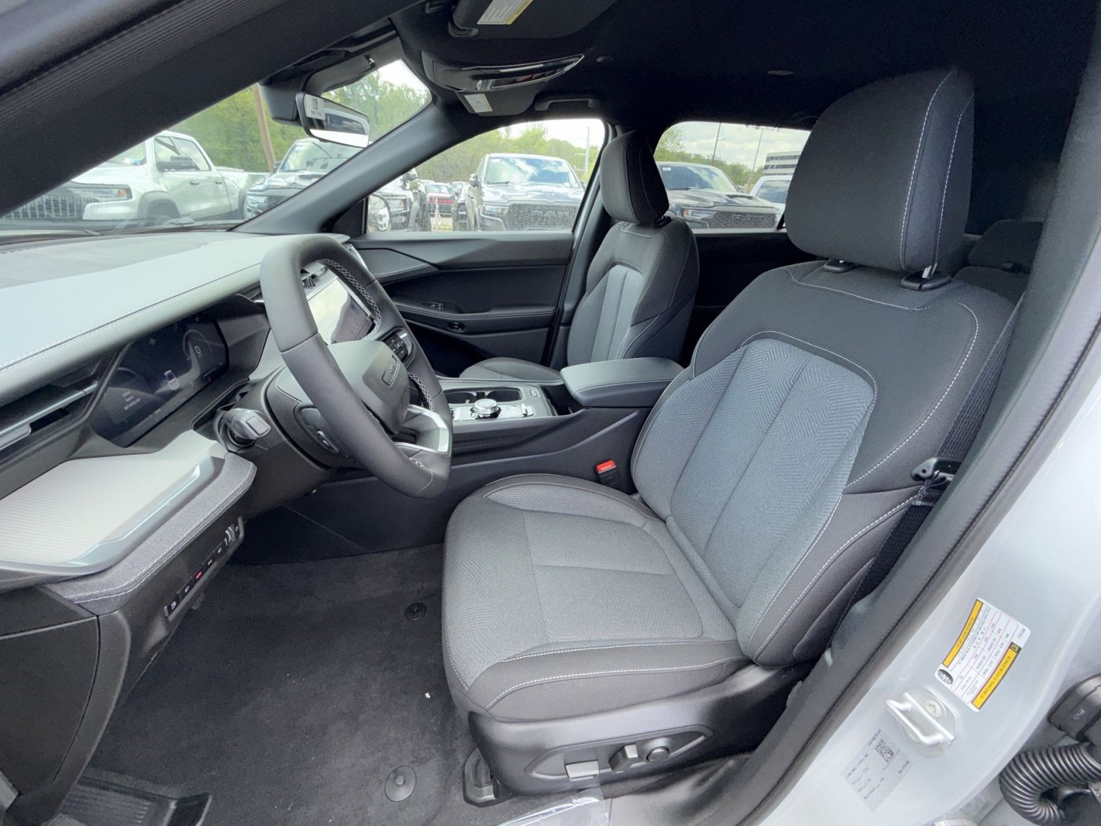 New 2026 Jeep Cherokee Laredo AWD/4WD image 13