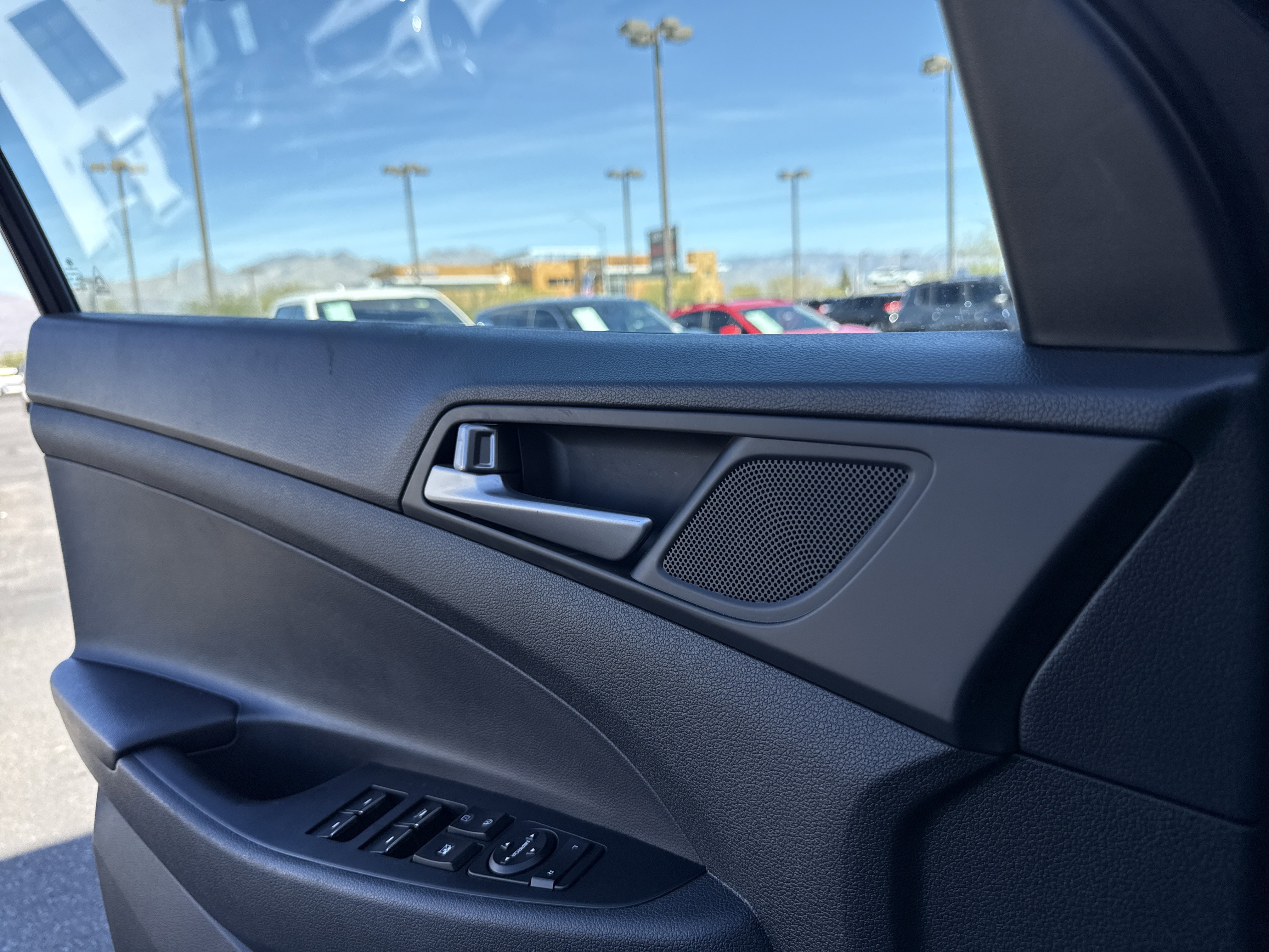 Used 2017 Hyundai Tucson Limited w/ Limited Ultimate Package 03 image 12