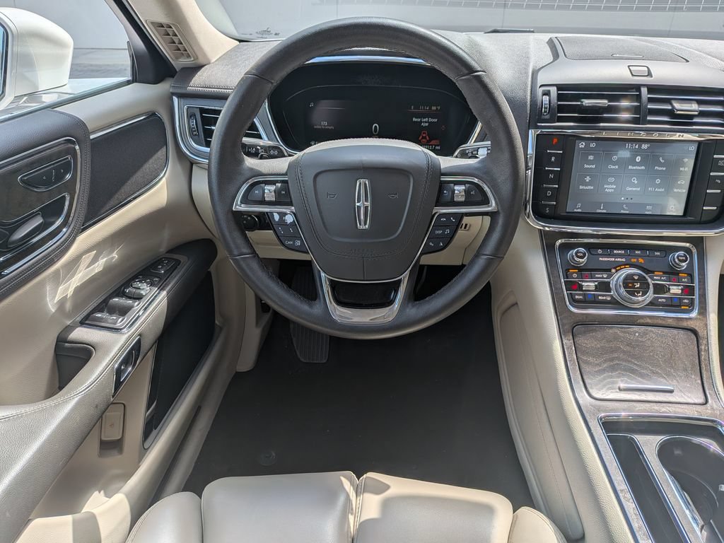 Used 2019 Lincoln Continental Premiere FWD image 17