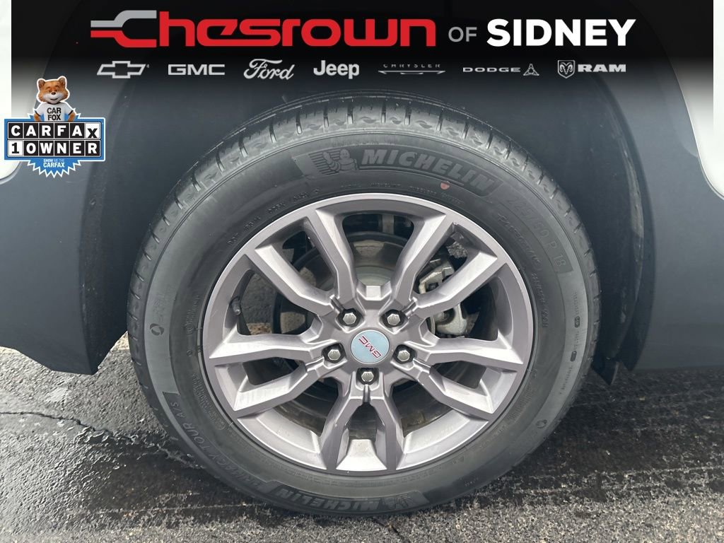 Used 2023 GMC Terrain SLT image 11