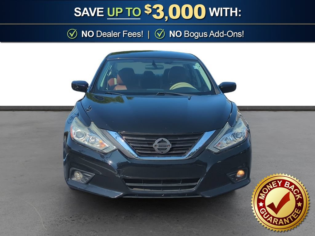Used 2017 Nissan Altima 2.5 SV w/ Interior Lighting Package FWD image 11