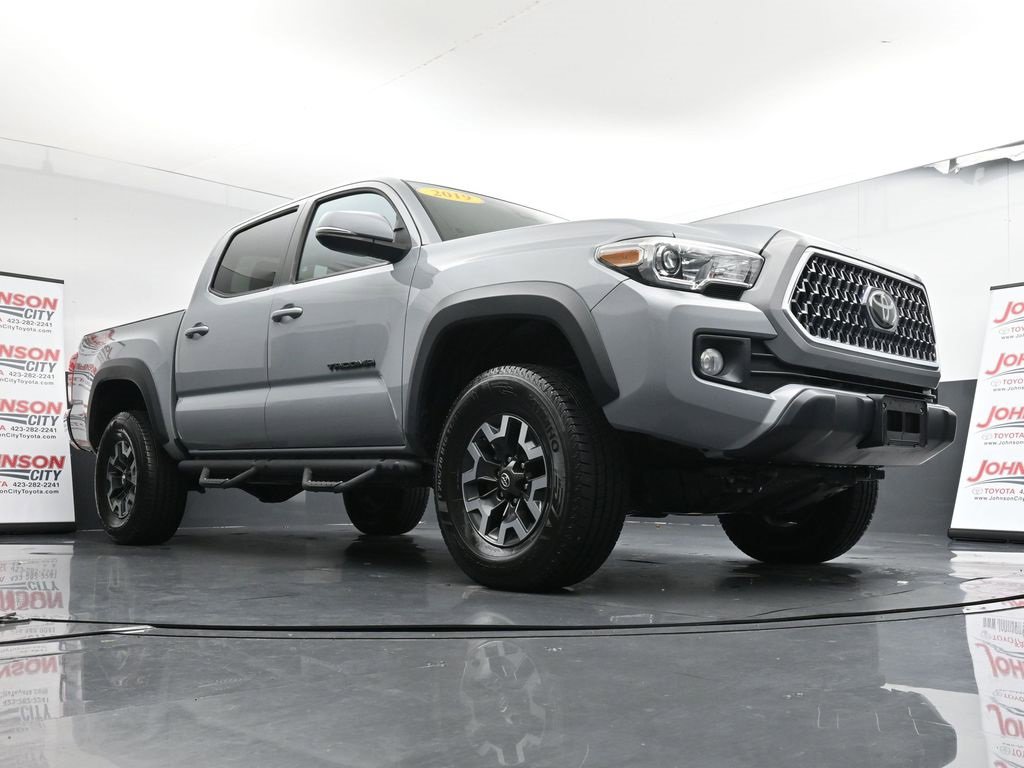 Used 2019 Toyota Tacoma TRD Off-Road image 34