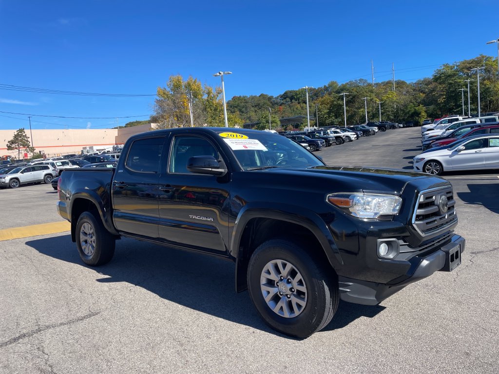 Certified 2019 Toyota Tacoma SR5 AWD/4WD image 7