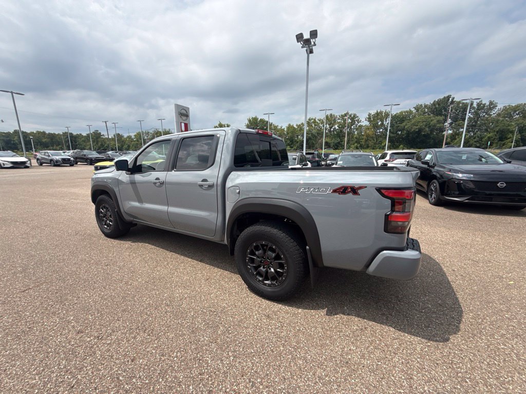 Used 2023 Nissan Frontier PRO-4X w/ Pro-4X Premium Package AWD/4WD image 6