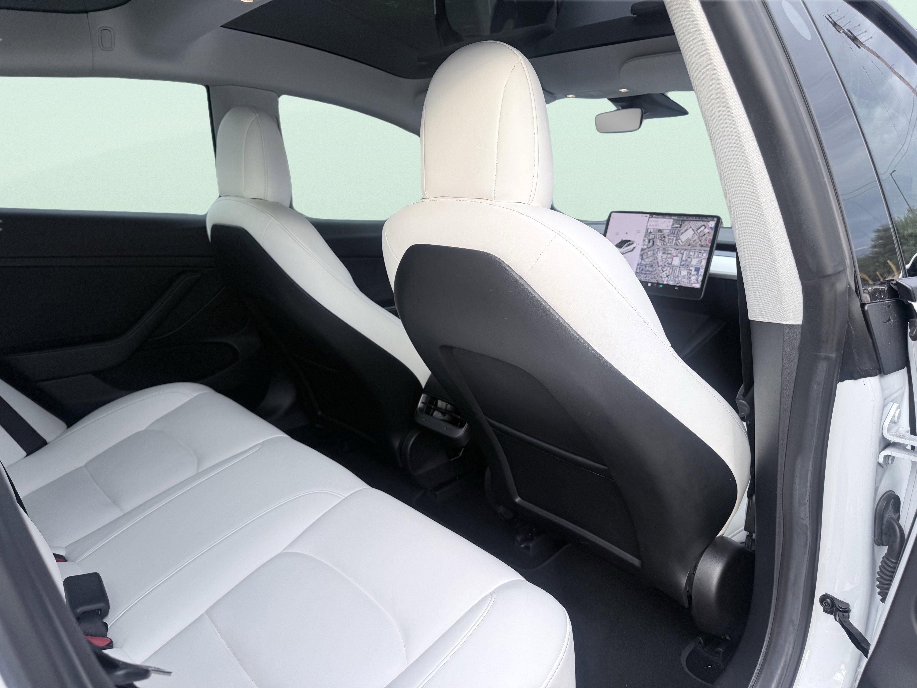 Used 2021 Tesla Model 3 Standard Range Plus image 47