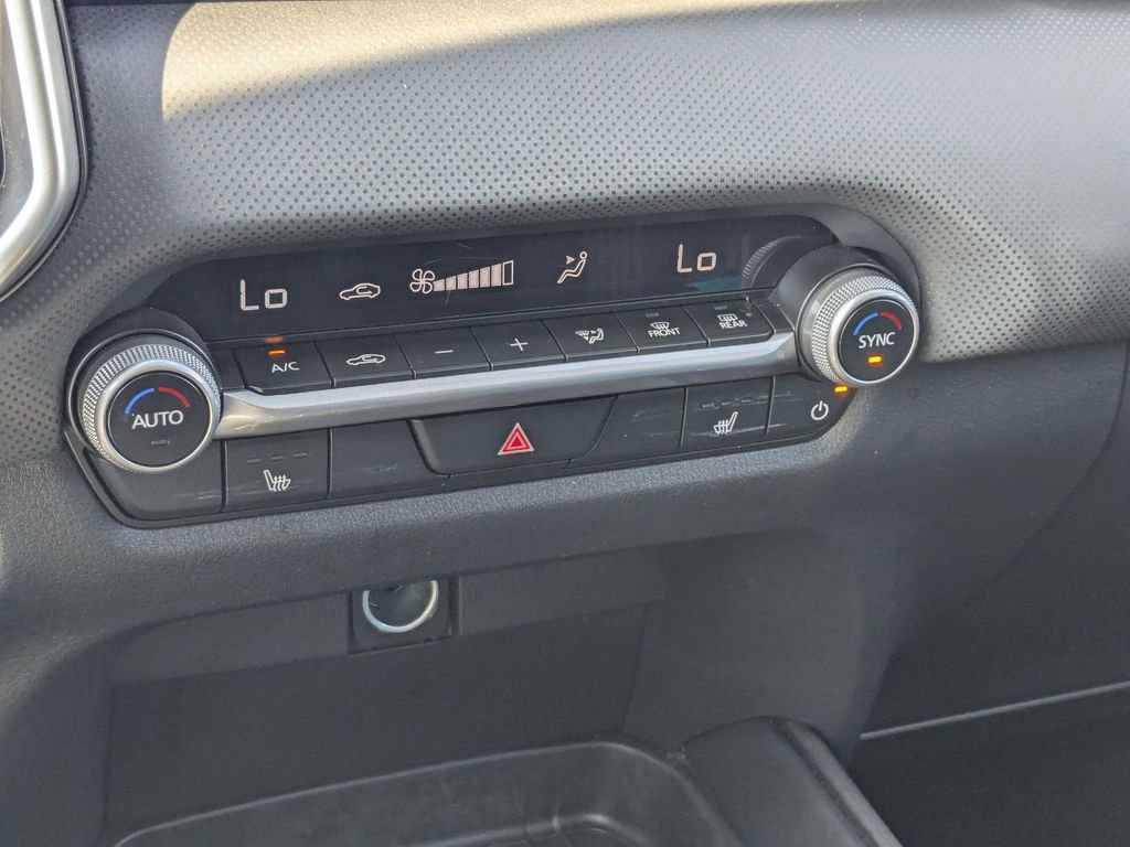 Used 2025 MAZDA CX-50 AWD 2.5 S w/ Premium Package image 22