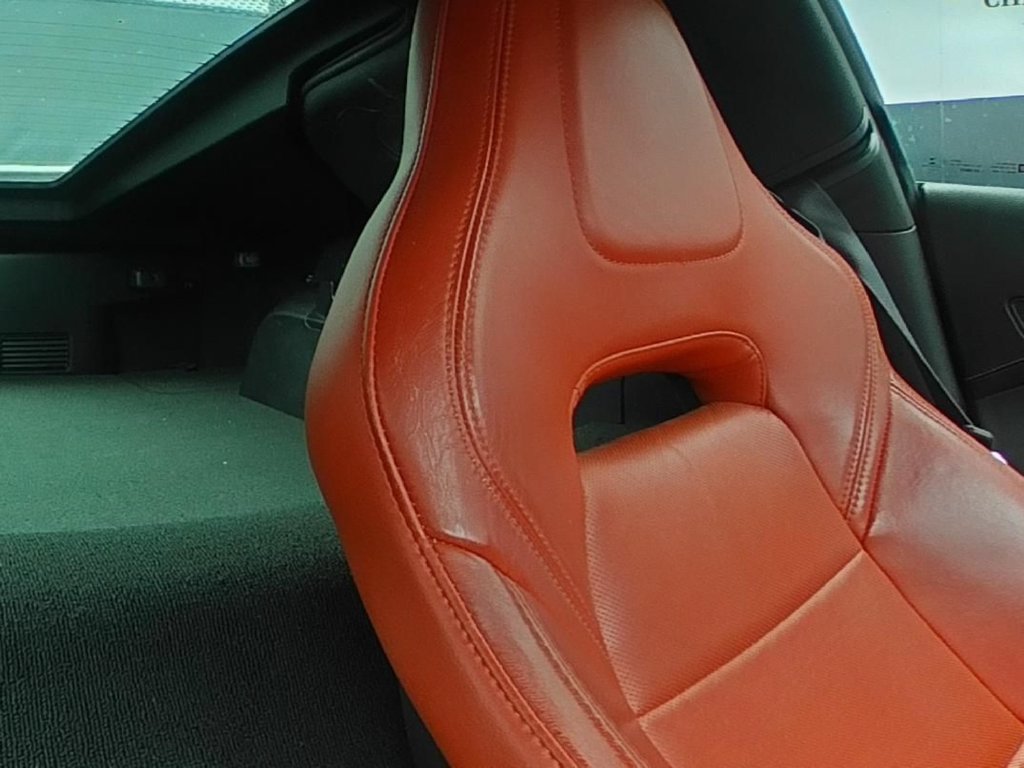 Used 2014 Chevrolet Corvette Stingray Coupe RWD image 11