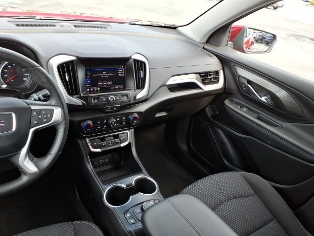 Used 2024 GMC Terrain SLE w/ Driver Convenience Package AWD/4WD image 14