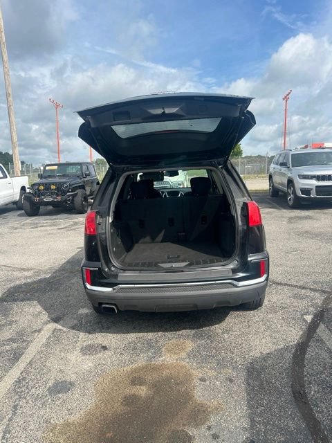 Used 2016 GMC Terrain SLE AWD/4WD image 30