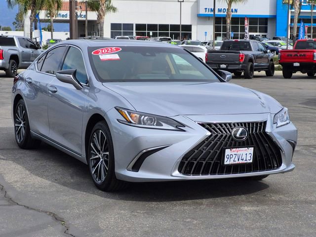 Used 2025 Lexus ES 350 w/ Premium Package image 3