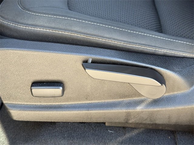 Used 2019 Chevrolet Colorado LT image 21