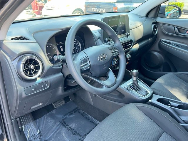 Used 2022 Hyundai Kona SEL w/ Cargo Package FWD image 18