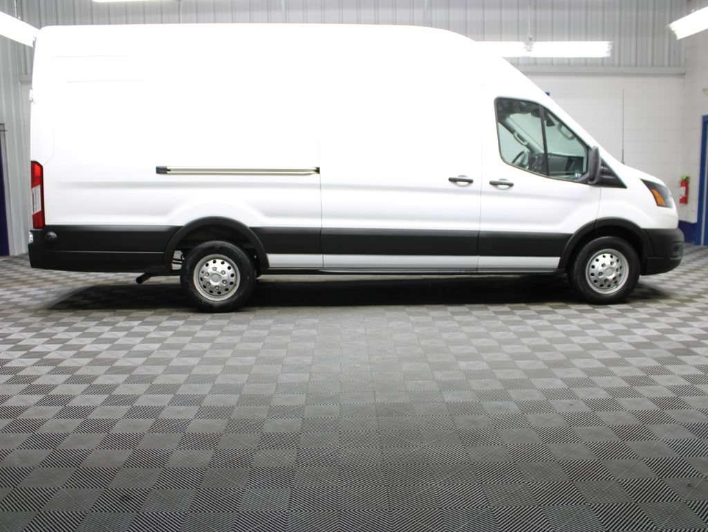 Used 2024 Ford Transit 250 148 High Roof Extended AWD w/ Load Area Protection Package image 2