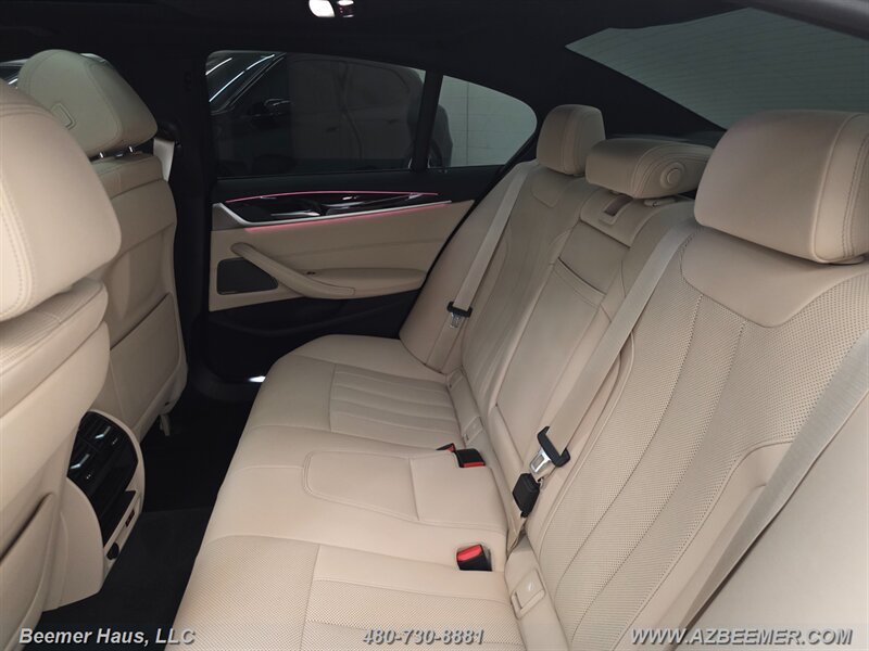 Used 2023 BMW 530i w/ M Sport Package RWD image 31