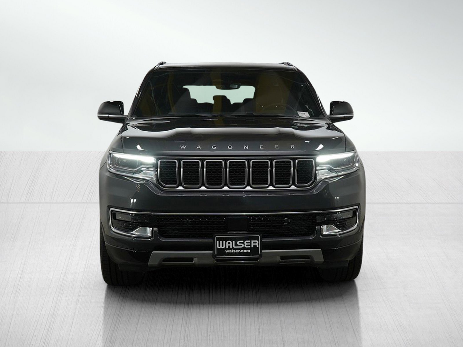 Used 2024 Jeep Wagoneer L Series II w/ Flexible Seating Group image 8