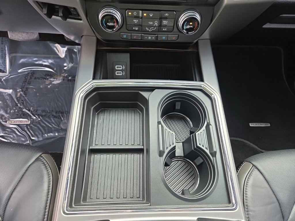 Used 2017 Ford F350 Platinum w/ Platinum Ultimate Package image 24