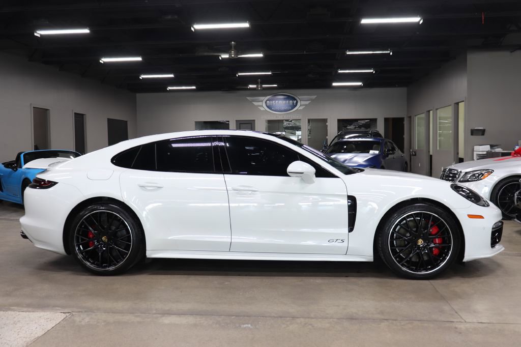 Used 2019 Porsche Panamera GTS image 6
