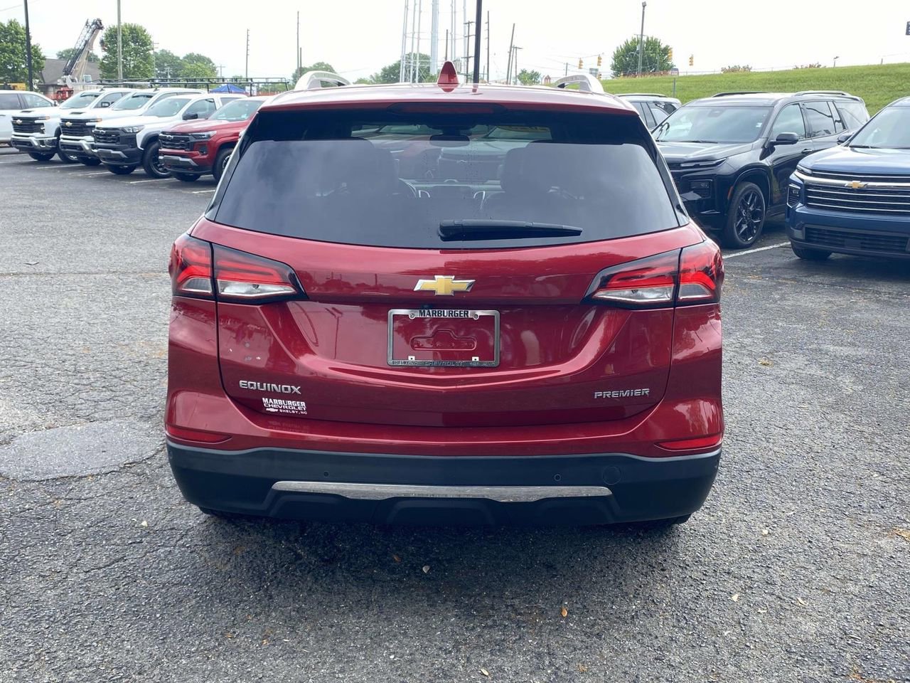 Used 2023 Chevrolet Equinox Premier FWD image 5