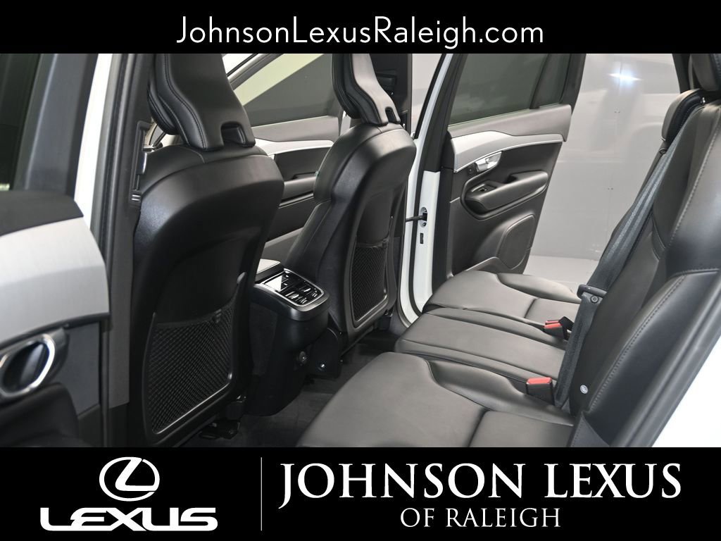 Used 2023 Volvo XC90 B5 Core w/ Protection Package Premier AWD/4WD image 12