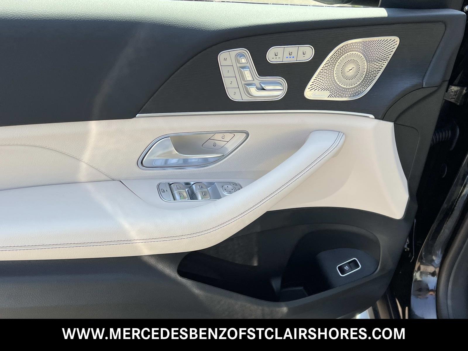 New 2026 Mercedes-Benz GLS 450 4MATIC image 18