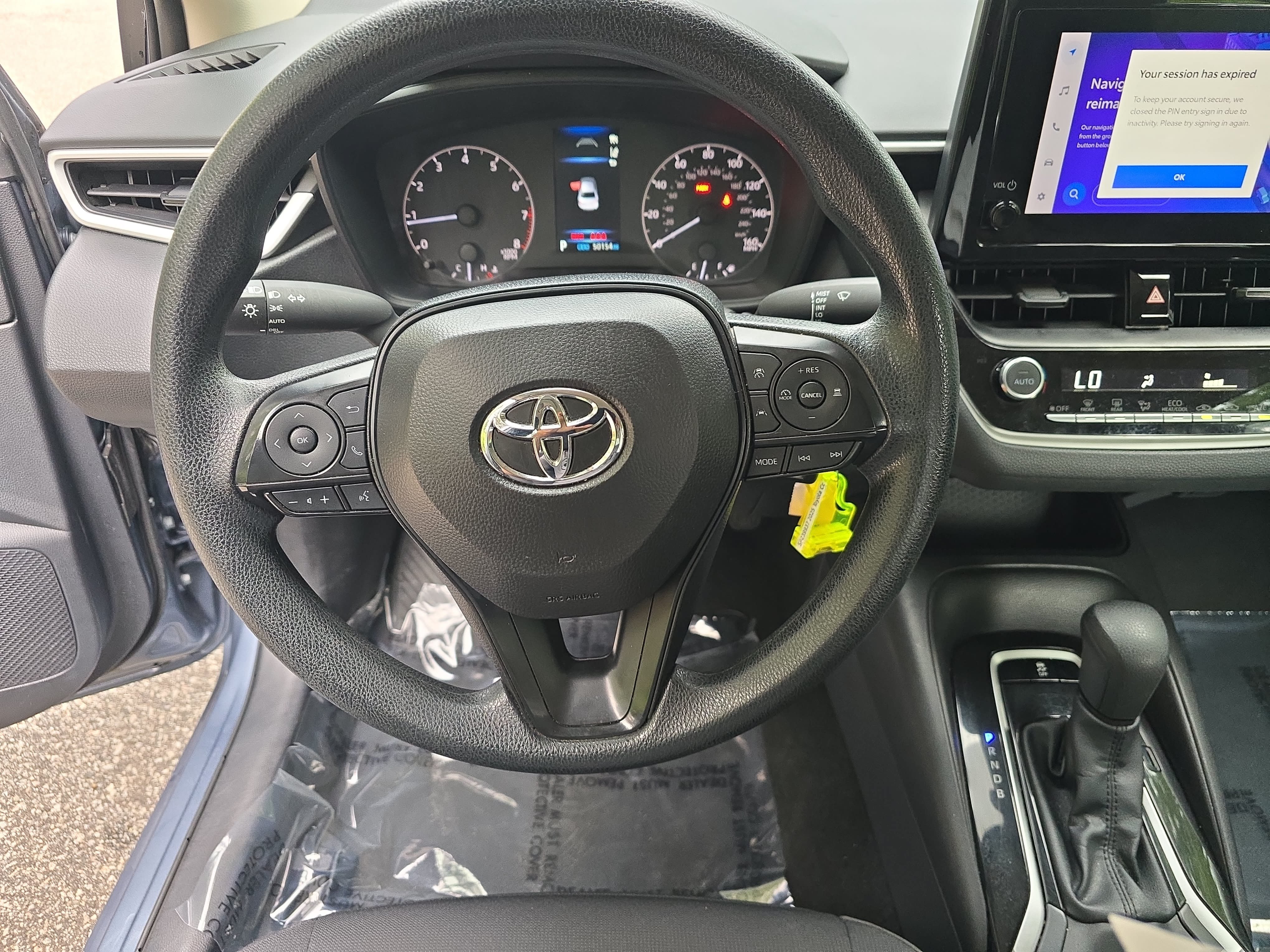 Used 2025 Toyota Corolla LE FWD image 15