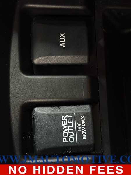 Used 2017 Acura TLX w/ Technology Package FWD image 39