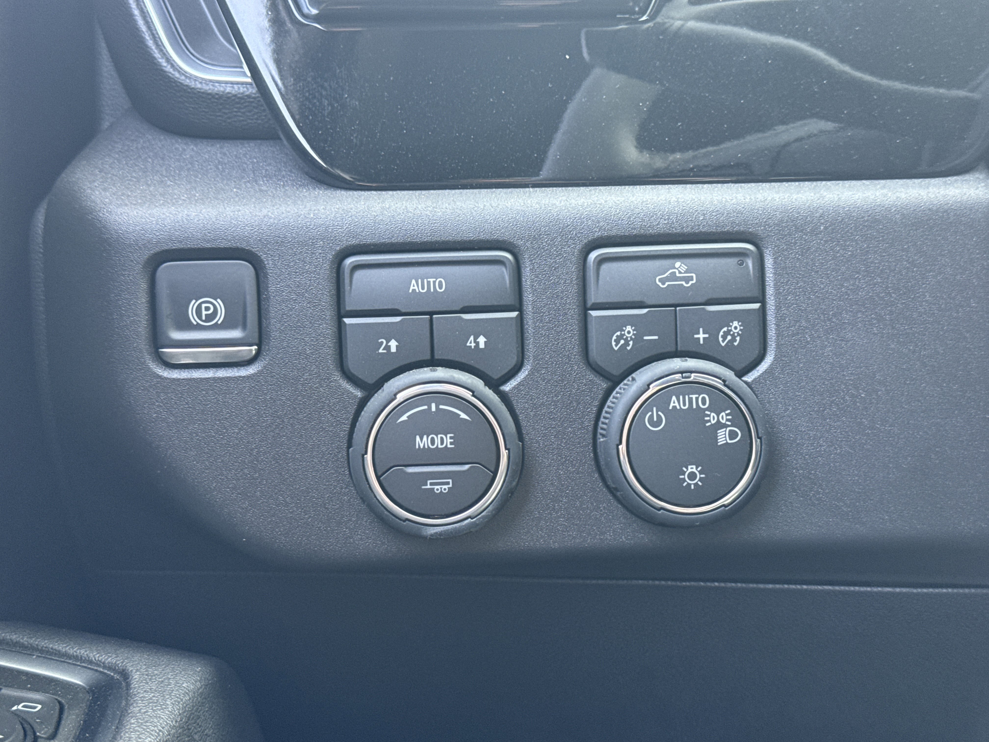New 2026 Chevrolet Silverado 1500 LT w/ All Star Edition Plus AWD/4WD image 30