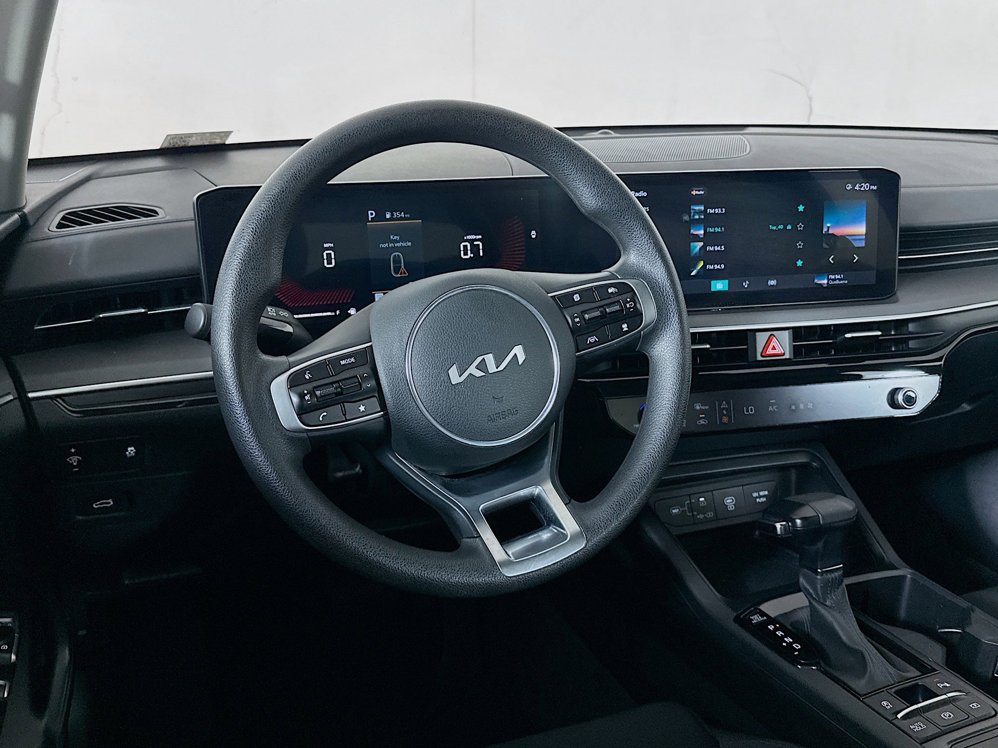 Used 2025 Kia K5 LXS image 18