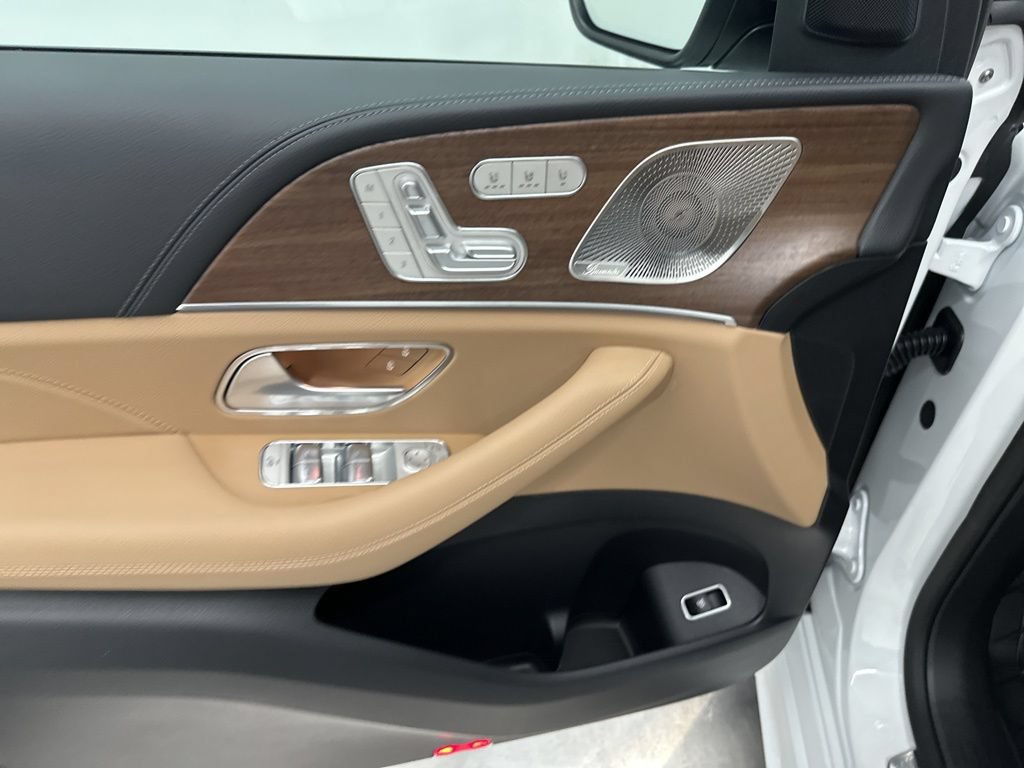 New 2026 Mercedes-Benz GLE 580 4MATIC image 11