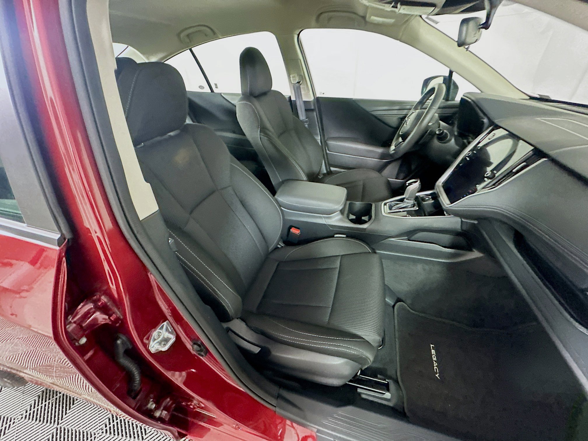 Used 2025 Subaru Legacy Premium AWD/4WD image 28