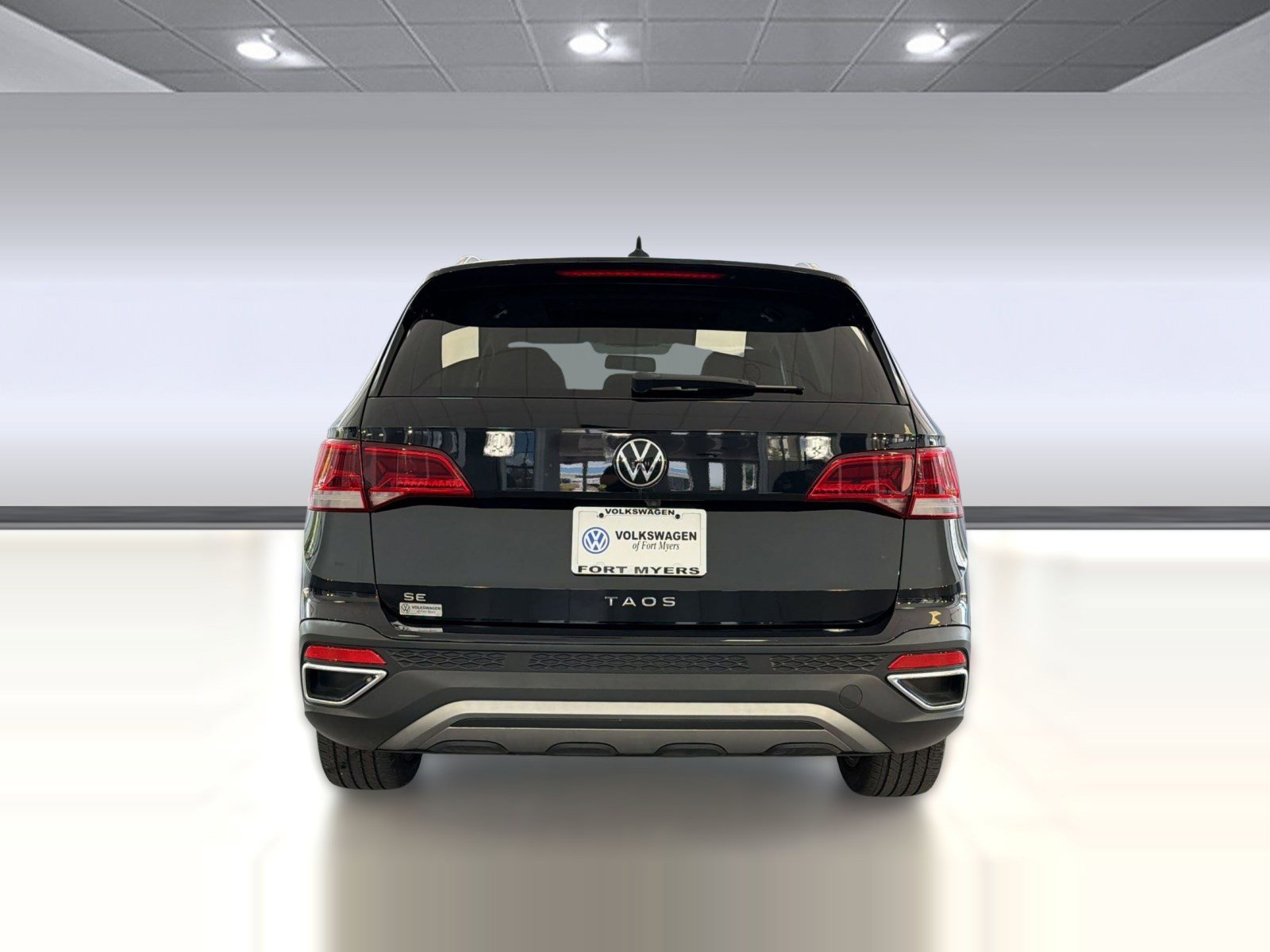 Used 2022 Volkswagen Taos SE w/ Panoramic Sunroof Package image 10