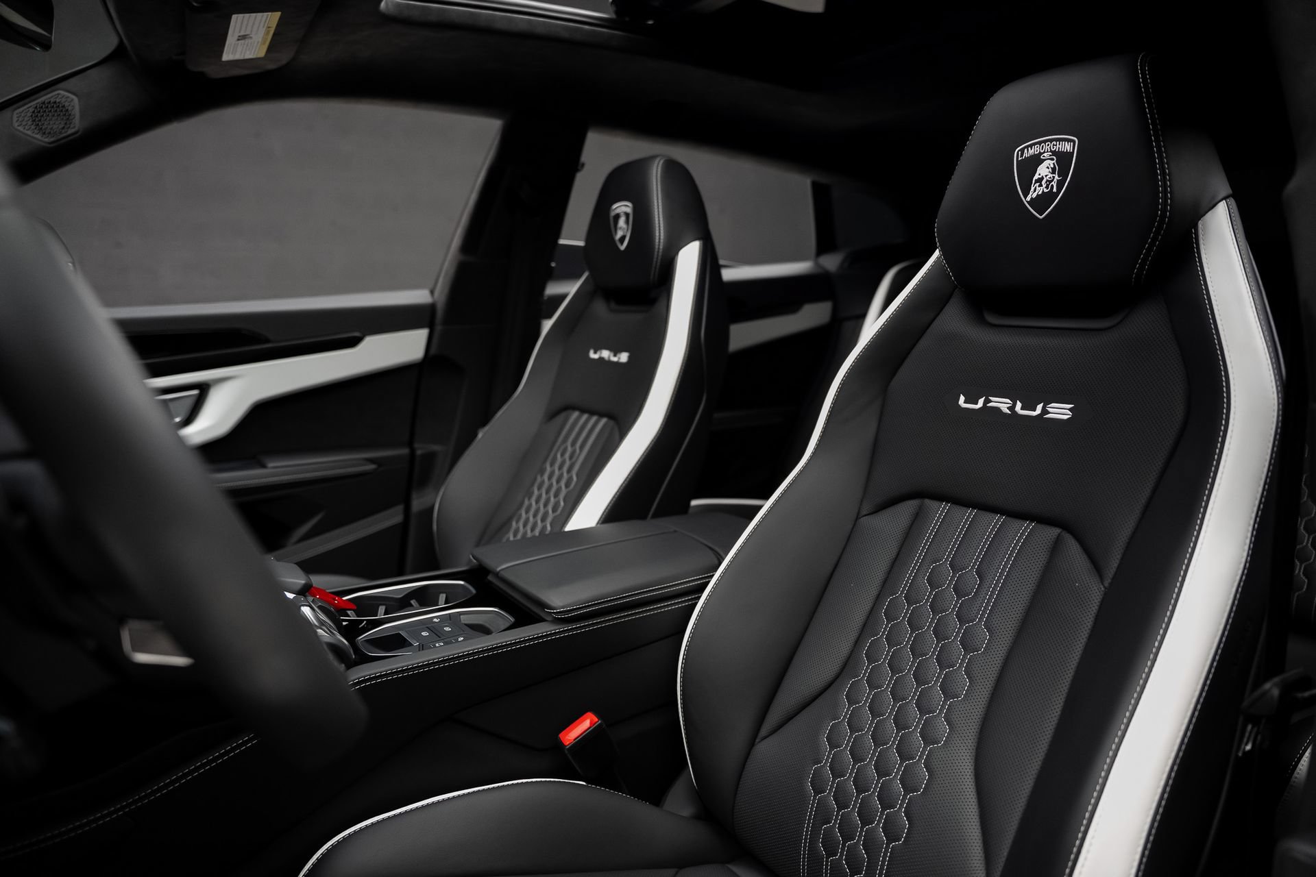 Used 2024 Lamborghini Urus S AWD/4WD image 62
