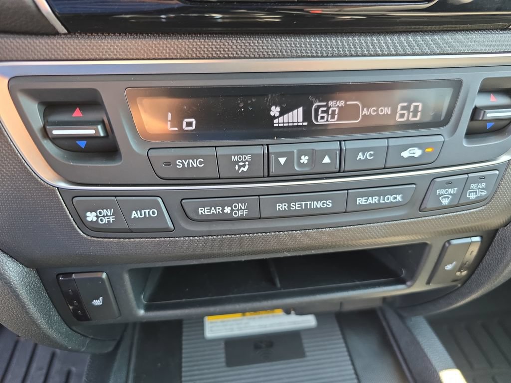 Used 2022 Honda Pilot TrailSport image 22