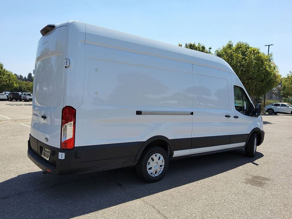 New 2025 Ford E-Transit 148 High Roof Extended w/ Load Area Protection Package image 18