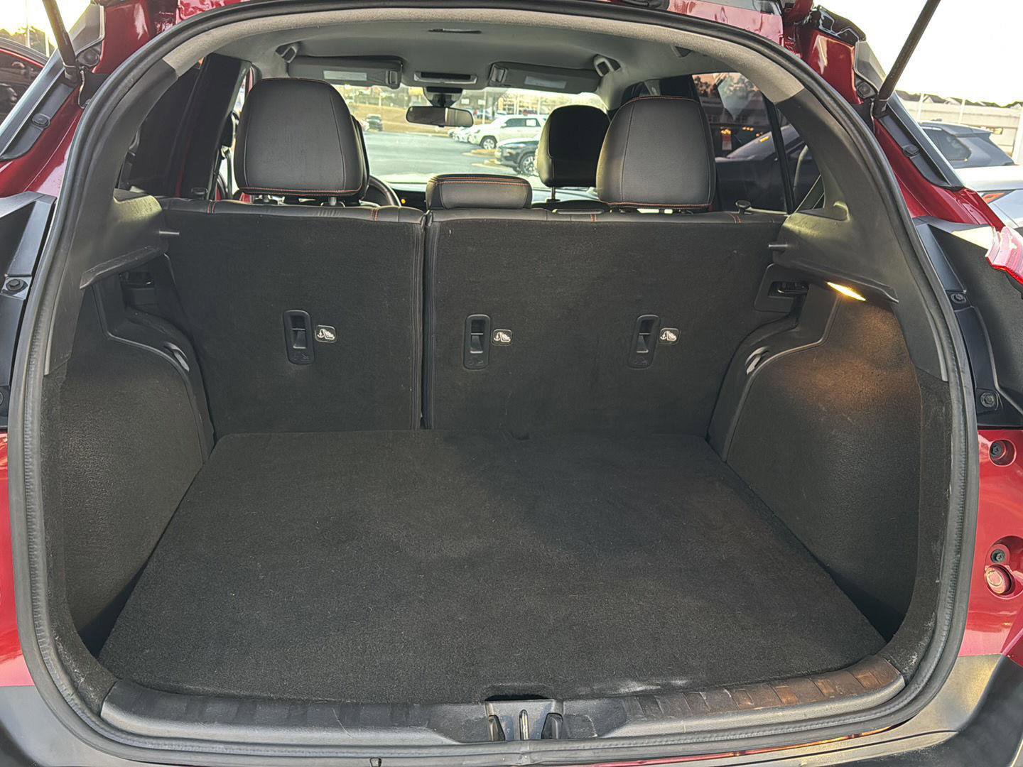 Used 2020 Nissan Kicks SR w/ SR Premium Package image 30