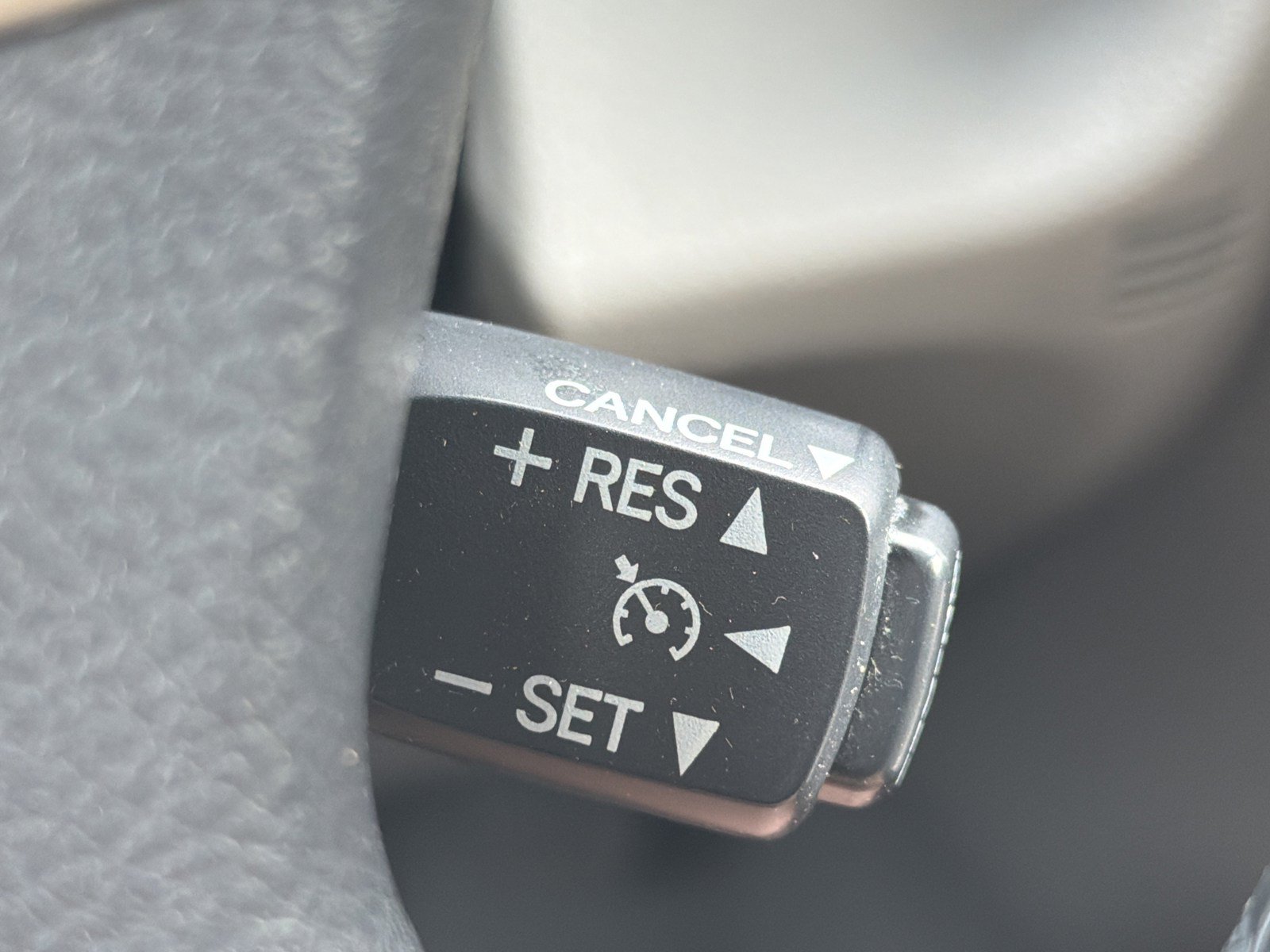 Used 2013 Toyota Camry XLE FWD image 33
