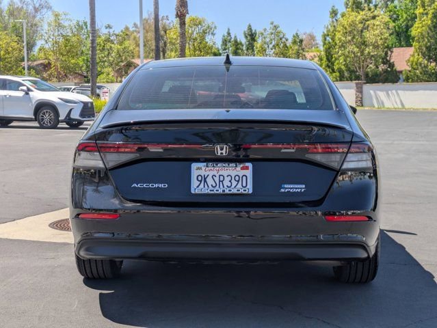Used 2024 Honda Accord Sport image 6