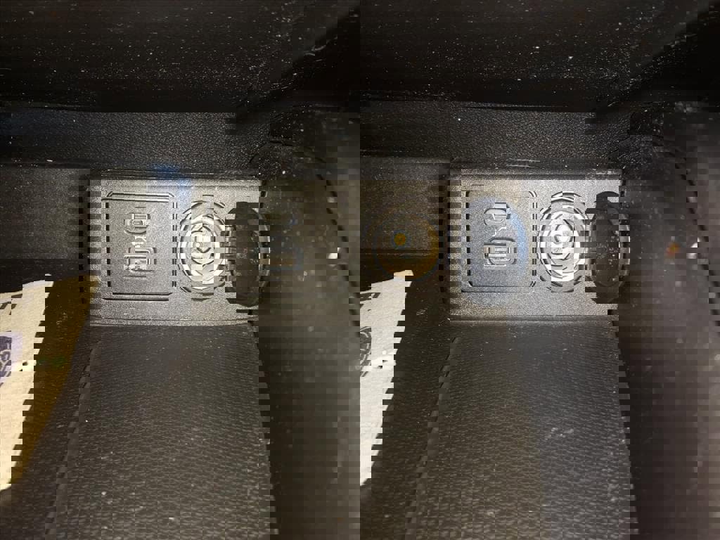 Used 2022 Ford Escape Titanium image 13