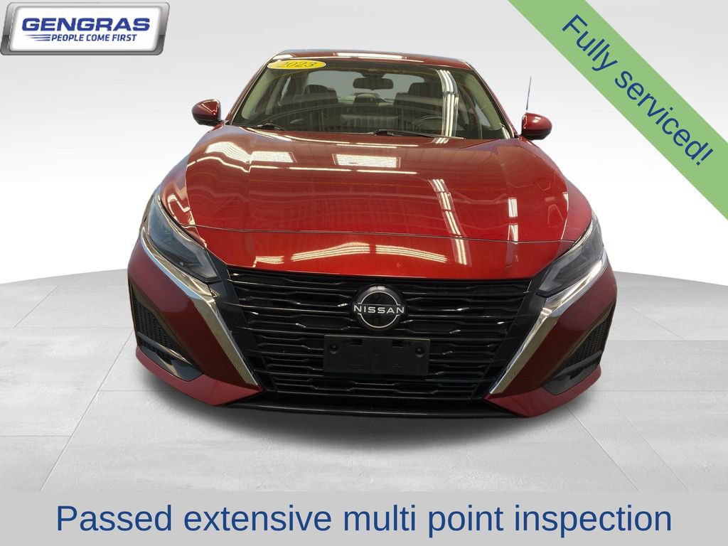 Used 2023 Nissan Altima 2.5 SL AWD/4WD image 3