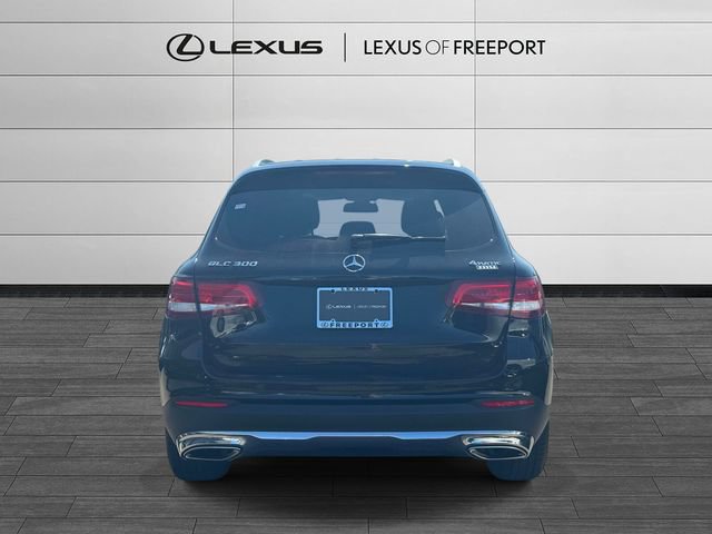 Used 2018 Mercedes-Benz GLC 300 4MATIC image 5