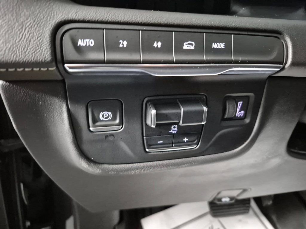 Used 2021 Cadillac Escalade Sport image 24